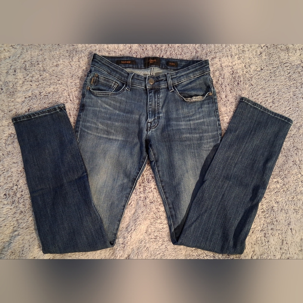 Classic Denim Slim Straight Jeans for Men